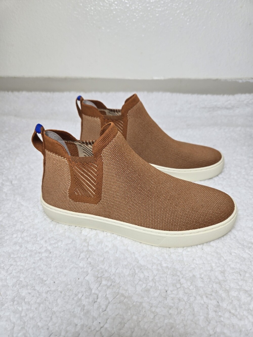 Rothys The Chelsea Boot Sneaker Slip On Rust 7 Womens